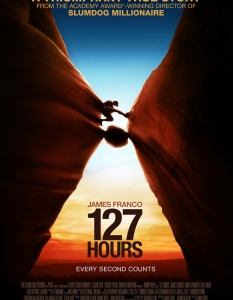 127 Hours (127 часа)
Въпреки че 127 Hours не е филм на ужасите, той всъщност е филм на ужасите. И става въпрос за такива ужаси, които човек лесно може да си представи, че му се случват. А стане ли това, всичко е на живот и смърт.