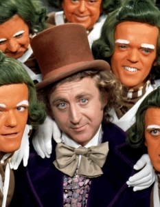 Willy Wonka and the Chocolate Factory (Уили Уонка и шоколадовата фабрика)
Много хора се сещат за олекотената версия на тази семейна драма с участието на Джони Деп. Oригиналът от 1971 г. с Джийн Уайлдър обаче е много по-притеснителен и плашещ. Особено за по-малките.