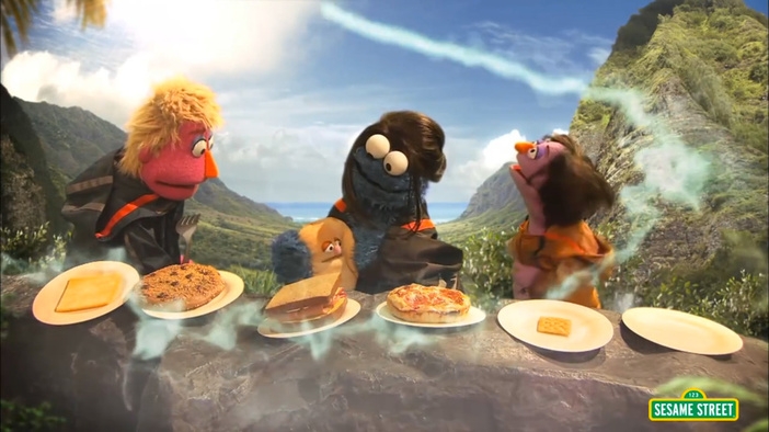 The Hungry Games: Catching Fur (Hunger Games Catching Fire Sesame Street Parody)